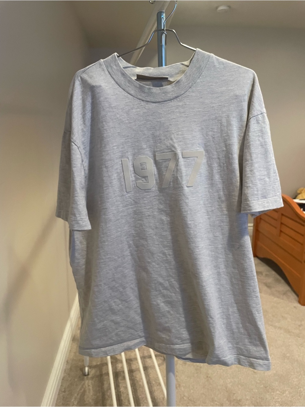 Essentials Light Gray '1977' Short Sleeve Crewneck Tee